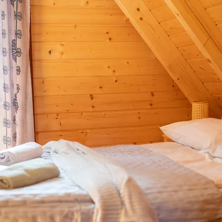 Janosik Premium - Ogrodzony Z Kominkiem Na Wylacznosc, W Ogrodzie Pelnym Zieleni, W Spokojnej Okolicy, Blisko Atrakcji Podhala Chalet *